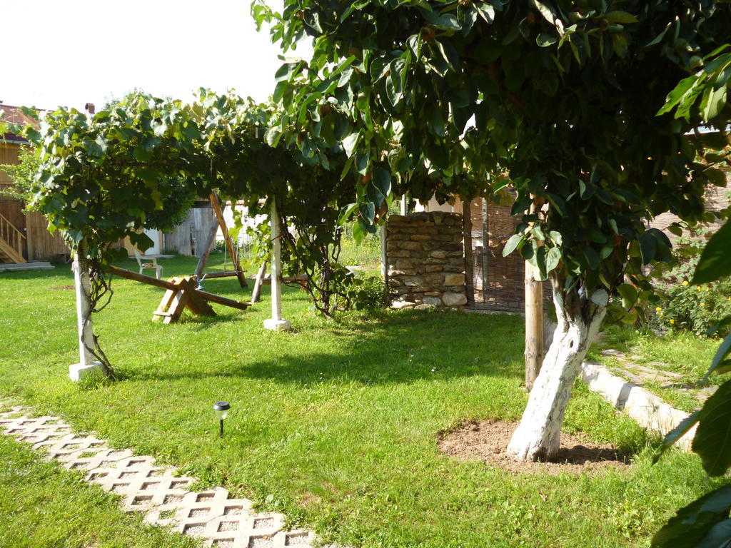 Villa Jun Guest House Belogradchik Esterno foto